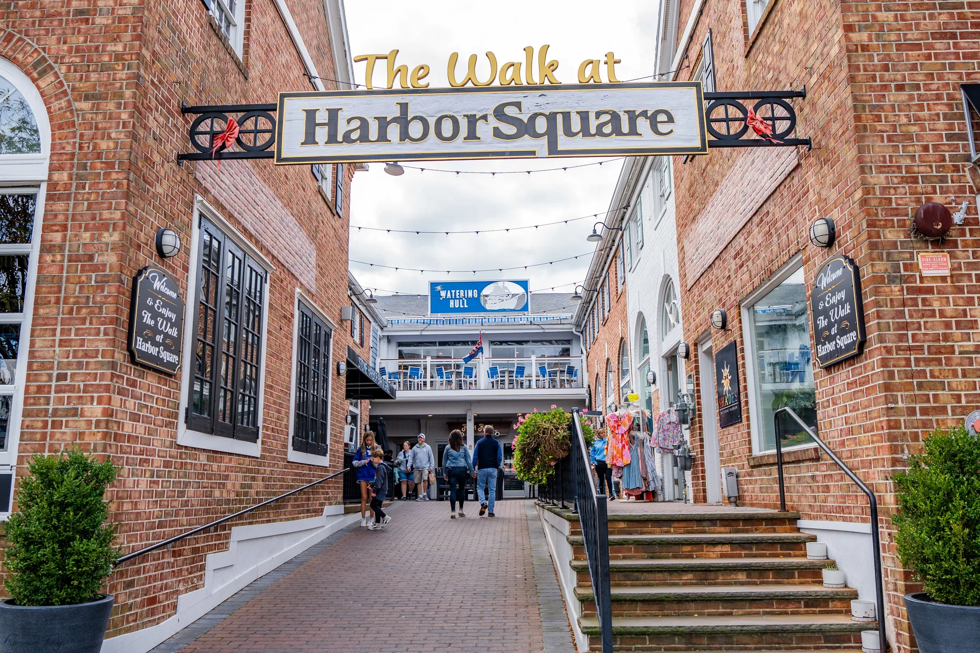 The walk at Harbor Square in Stone Harbor, NJ.